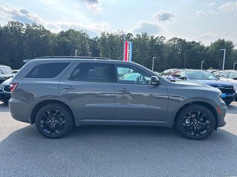 Used 2025 Dodge Durango R/T AWD/4WD image 4
