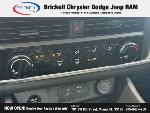Used 2024 Nissan Rogue S AWD/4WD image 33