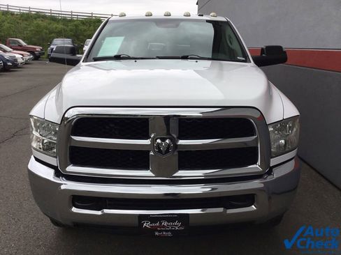 Used 2015 RAM 3500 Tradesman w/ Chrome Appearance Group image 4