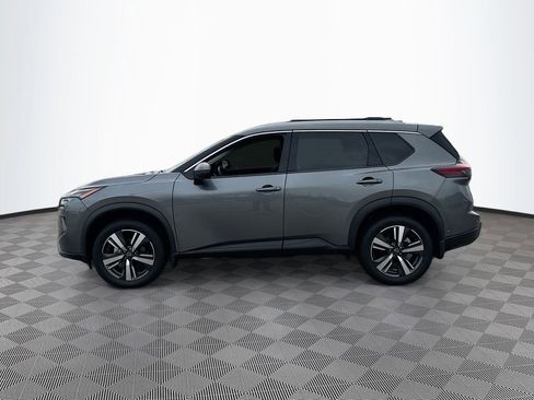 Used 2024 Nissan Rogue SL w/ SL Premium Package FWD image 7