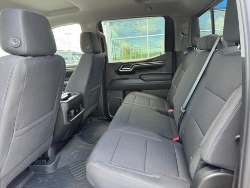 Certified 2024 Chevrolet Silverado 1500 LT Trail Boss w/ Convenience Package II image 15