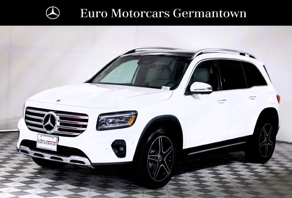 Used 2026 Mercedes-Benz GLB 250 4MATIC image 3