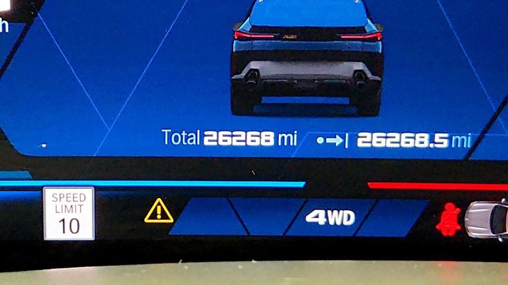 Used 2024 BMW XM AWD/4WD image 16