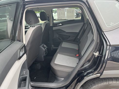 Used 2022 Volkswagen Taos S FWD image 27
