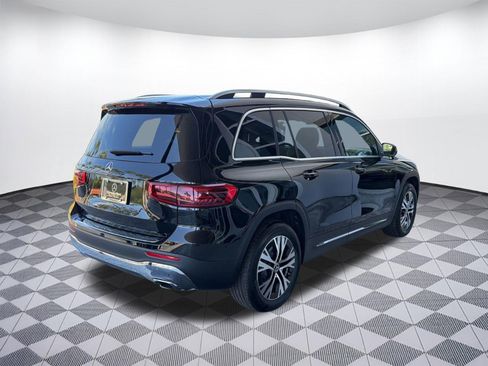 New 2026 Mercedes-Benz GLB 250 image 9