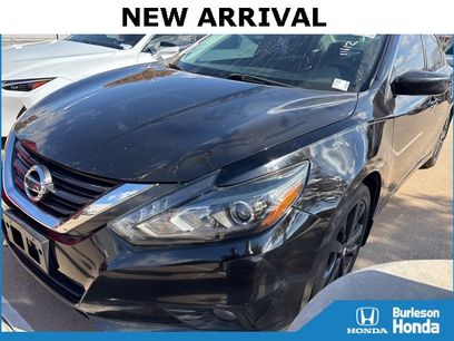 Used 2017 Nissan Altima 2.5 SR w/ Midnight Edition Package