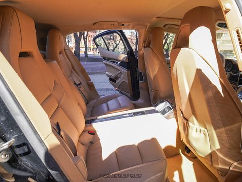 Used 2012 Porsche Panamera 4 image 66