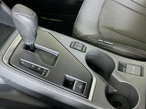 Used 2024 Subaru Crosstrek 2.0i Premium image 24