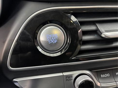 Used 2019 Genesis G70 2.0T Advanced w/ Elite Package image 40