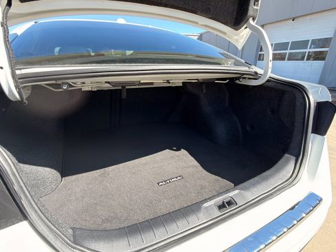 Used 2022 Nissan Altima 2.5 SR image 23