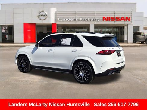 Used 2021 Mercedes-Benz GLE 350 4MATIC w/ AMG Line Exterior image 6