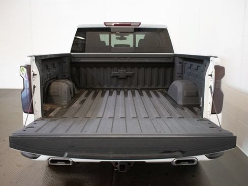 Used 2020 Chevrolet Silverado 1500 RST AWD/4WD image 25