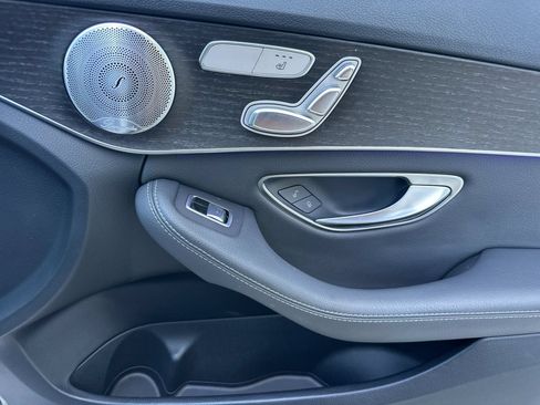 Used 2020 Mercedes-Benz C 300 Sedan image 19