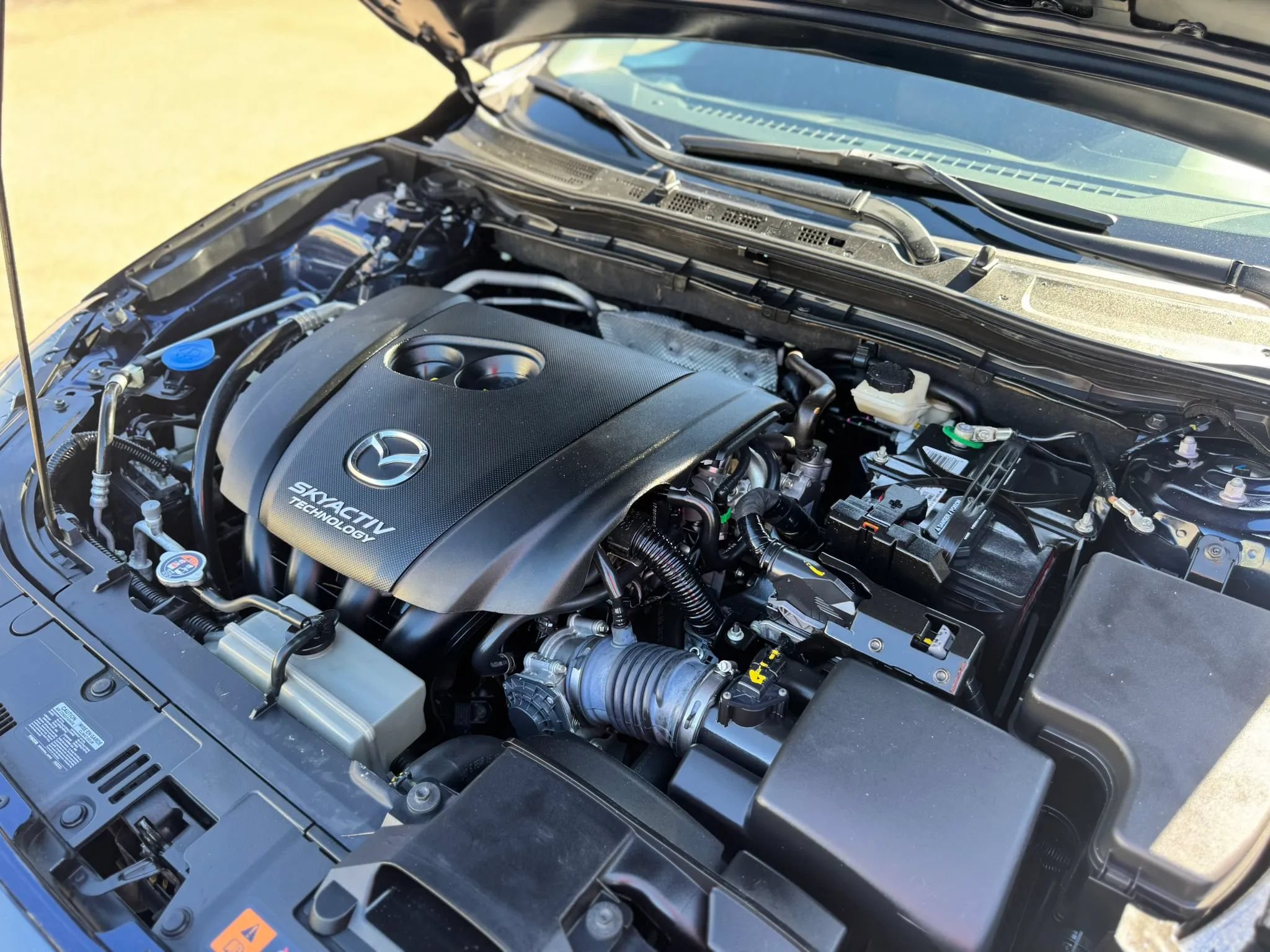 Used 2016 MAZDA MAZDA3 i Sport FWD image 14