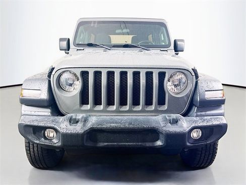 Used 2021 Jeep Wrangler Unlimited Sport image 2