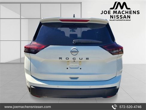 New 2026 Nissan Rogue S image 5