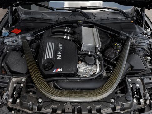 Used 2020 BMW M4 Convertible w/ Competition Package RWD image 65