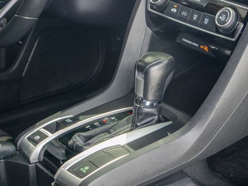 Used 2020 Honda Civic Sport image 24