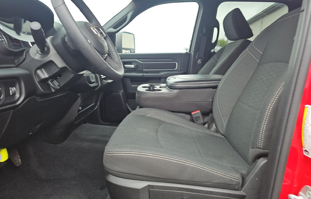 Used 2026 RAM 2500 Big Horn AWD/4WD image 10