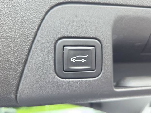 Used 2023 Buick Envision Preferred w/ Sport Touring Package AWD/4WD image 24