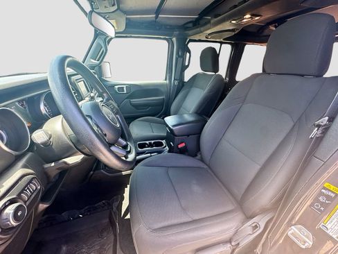 Used 2021 Jeep Wrangler Unlimited Sport AWD/4WD image 23