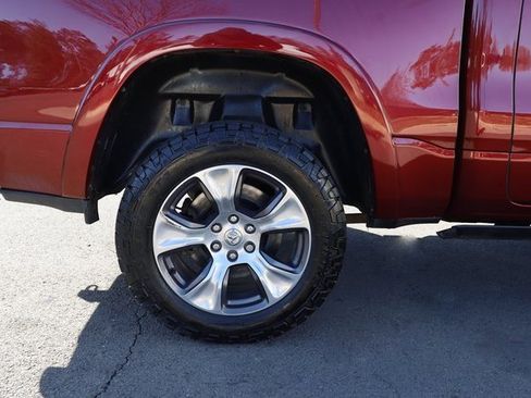 Used 2019 RAM 1500 Laramie image 28