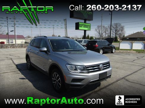 Used 2020 Volkswagen Tiguan S image 1