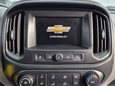 Used 2020 Chevrolet Colorado W/T w/ WT Convenience Package RWD image 32