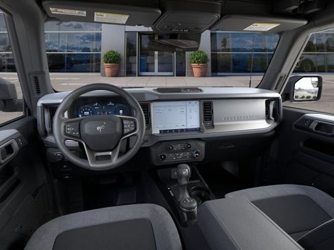 New 2026 Ford Bronco 2-Door AWD/4WD image 9