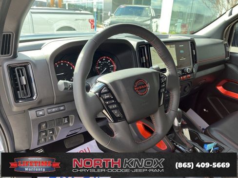 Used 2025 Nissan Frontier PRO-4X w/ Pro Premium Package image 6