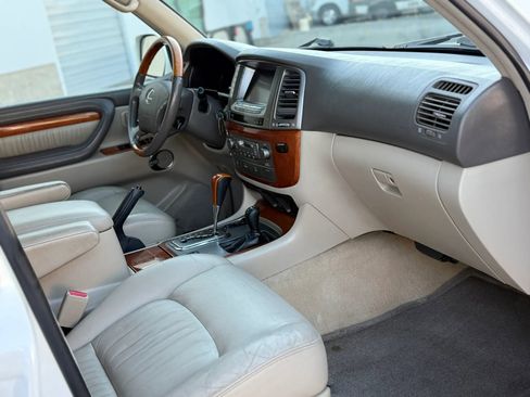 Used 2006 Lexus LX 470 4WD image 36