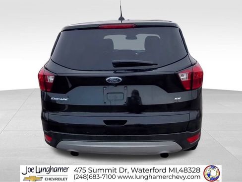 Used 2019 Ford Escape SE w/ Ford Safe & Smart Package image 7