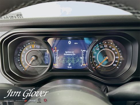 New 2025 Jeep Gladiator Sport image 35