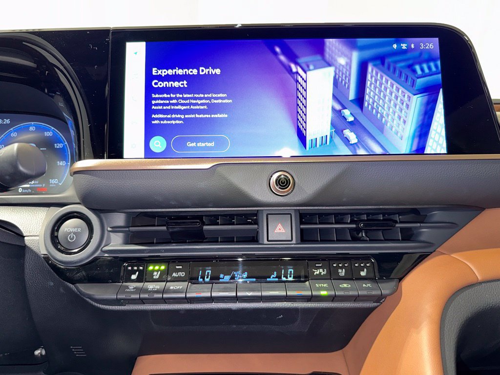 Certified 2025 Toyota Crown Signia w/ Advanced Technology Package AWD/4WD image 28