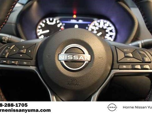 Used 2025 Nissan Sentra SR image 9