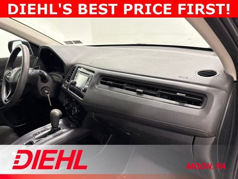 Used 2019 Honda HR-V LX image 14