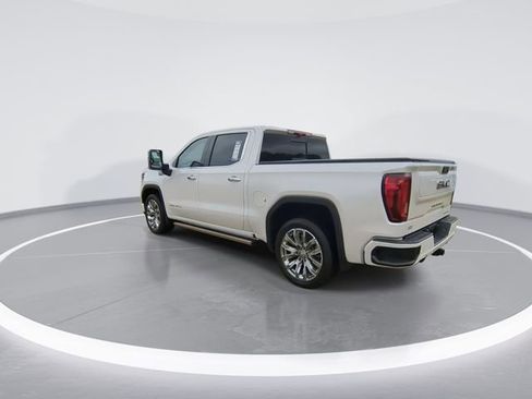 Used 2024 GMC Sierra 1500 Denali w/ Denali Reserve Package AWD/4WD image 6