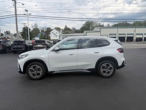 Certified 2023 BMW X1 xDrive28i w/ Convenience Package AWD/4WD image 4