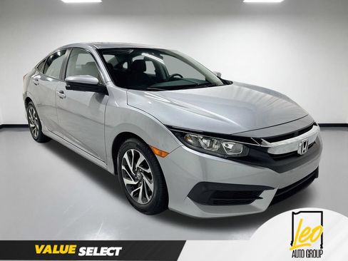 Used 2017 Honda Civic EX image 5