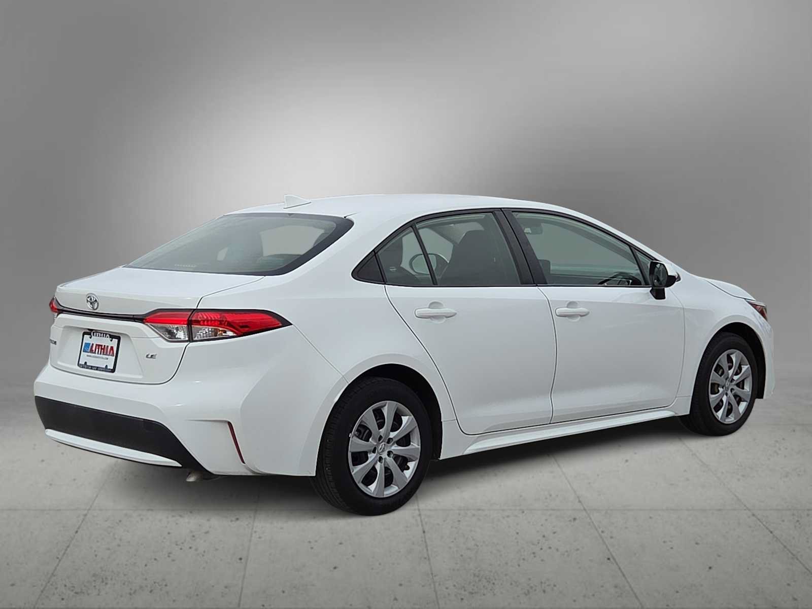 Certified 2022 Toyota Corolla LE FWD image 8