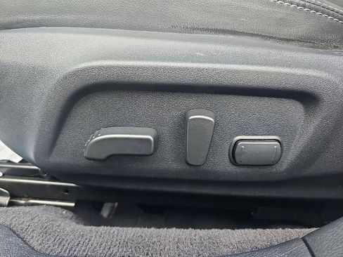 Used 2019 Subaru Outback 2.5i Limited image 16