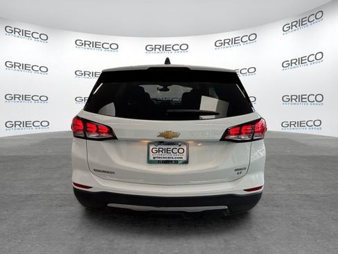 Certified 2024 Chevrolet Equinox LT FWD image 10
