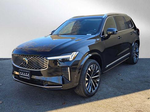 New 2026 Volvo XC90 B6 Plus w/ Protection Package image 7