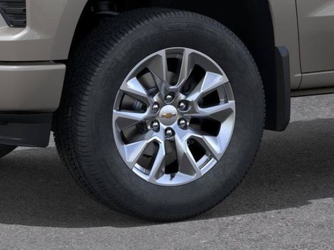 New 2026 Chevrolet Silverado 1500 Custom RWD image 9