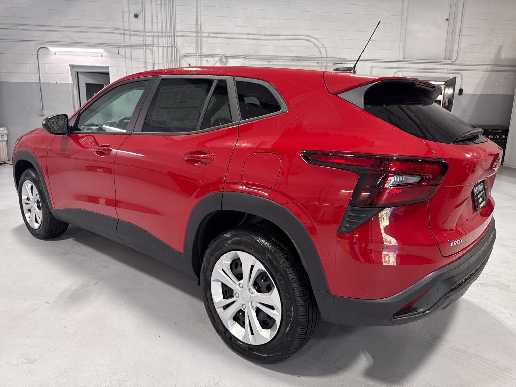 New 2026 Chevrolet Trax LS w/ Driver Confidence Package FWD image 38