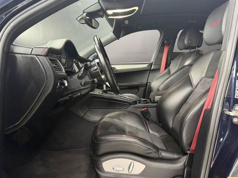 Used 2018 Porsche Macan GTS AWD/4WD image 13