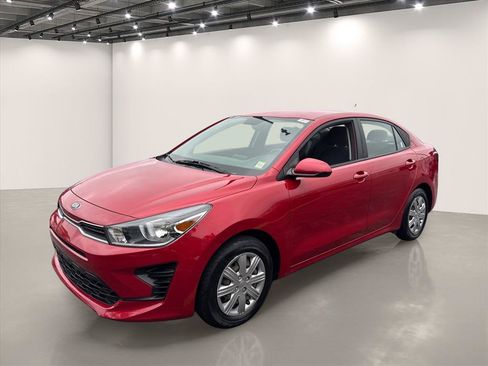 Certified 2021 Kia Rio S FWD image 4