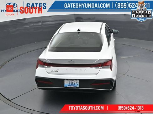 Used 2025 Hyundai Elantra SE FWD image 42