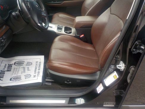 Used 2013 Subaru Outback 2.5i Limited AWD/4WD image 11