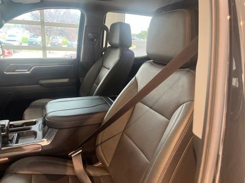 Used 2024 Chevrolet Silverado 1500 LTZ w/ LTZ Convenience Package II AWD/4WD image 15